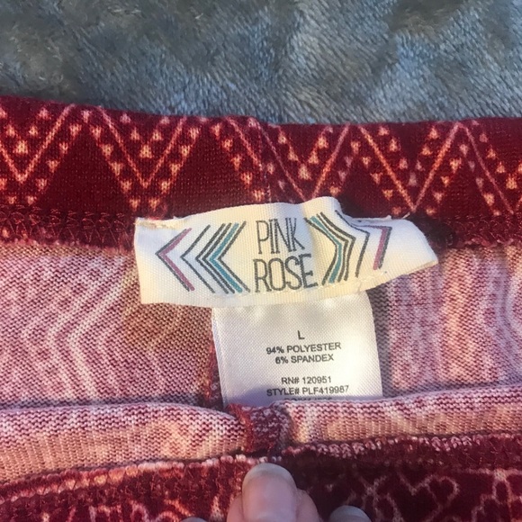 SALE! 🤎❤️FUN print LEGGINGS!❤️🤎 - Picture 4 of 6